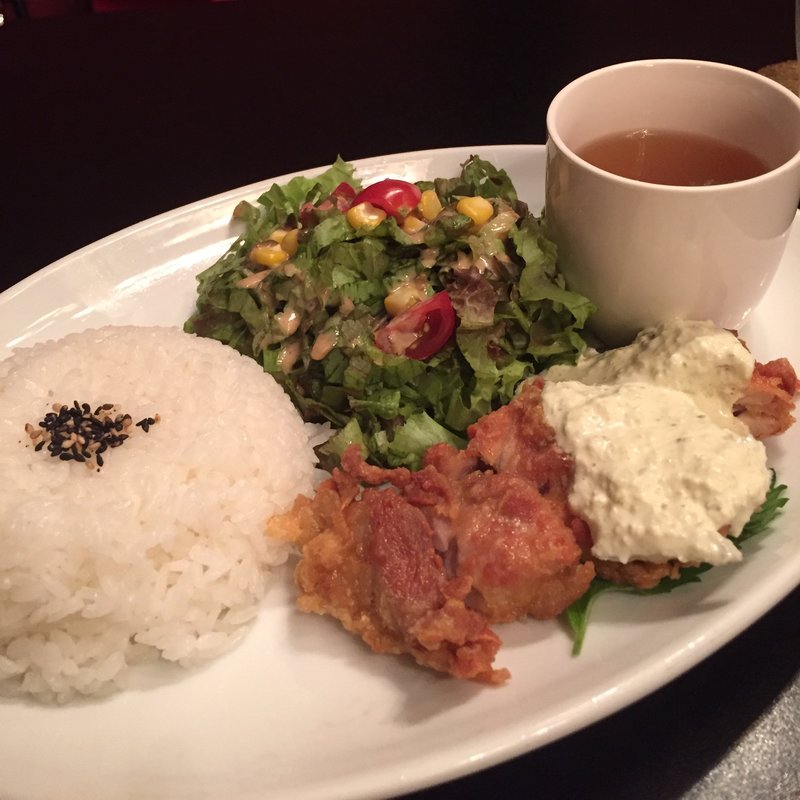 鶏の唐揚げ タルタルランチ(cafe cocodoco)