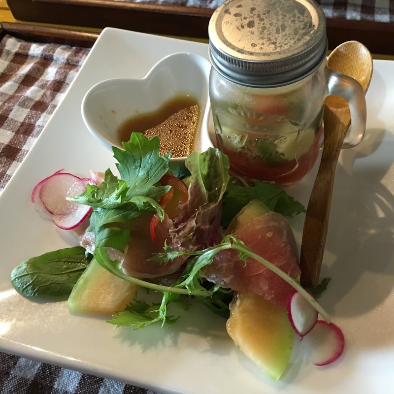 サラダ(花番地 )