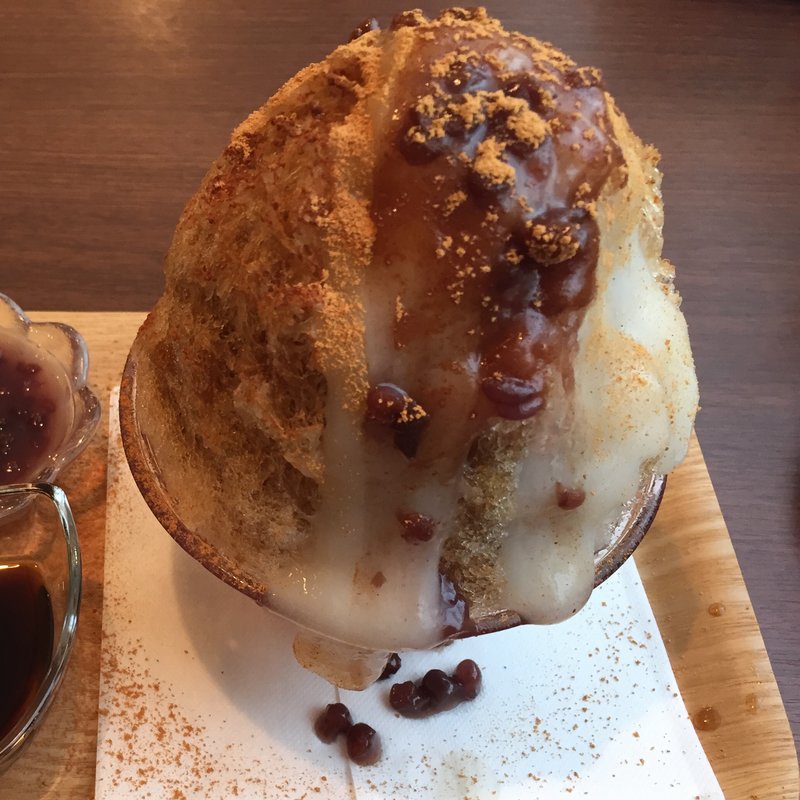 信玄氷　～くろみつきなこもち～(Cafe&貸切Party Lumiere(ルミエール) 吉祥寺)