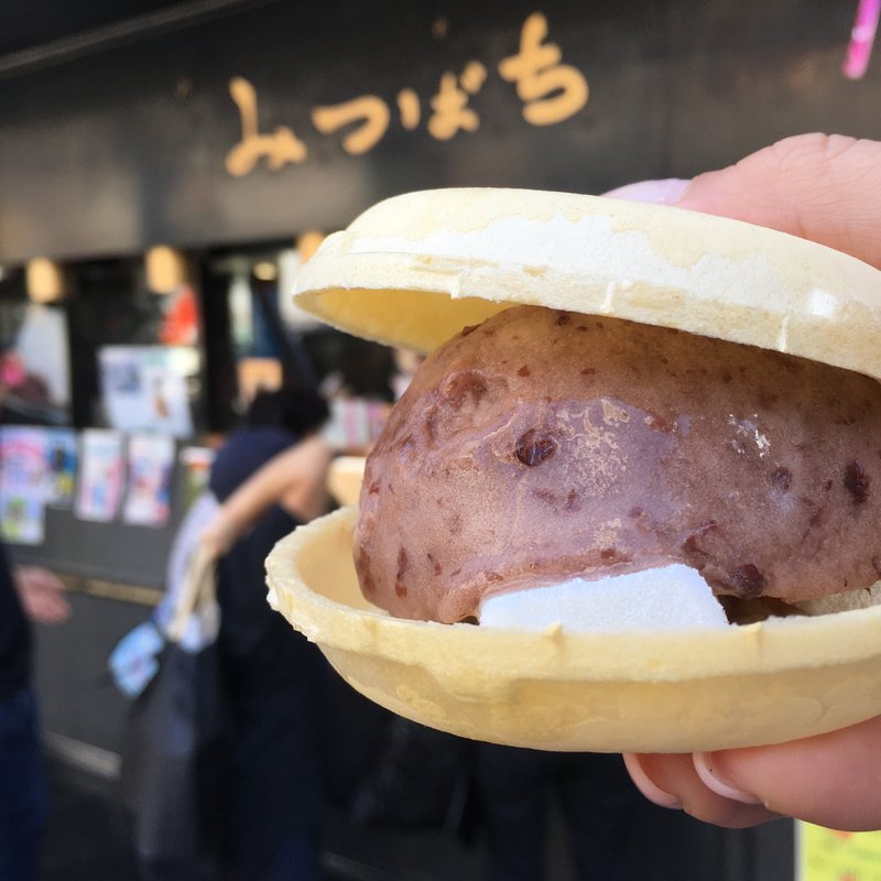 小倉アイス 求肥入り(甘味処 みつばち)