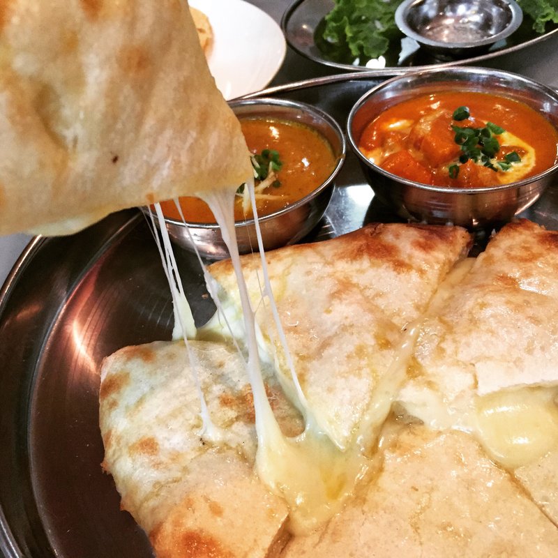 チーズナン(フルバリ （FULLBARI）)