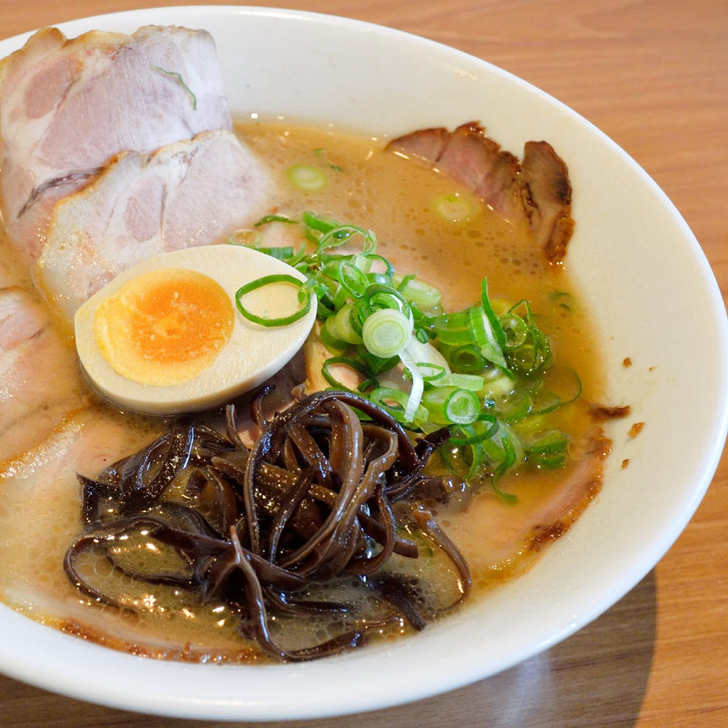 とんこつ醤油チャーシューメン(ラーメン山村 本店 )