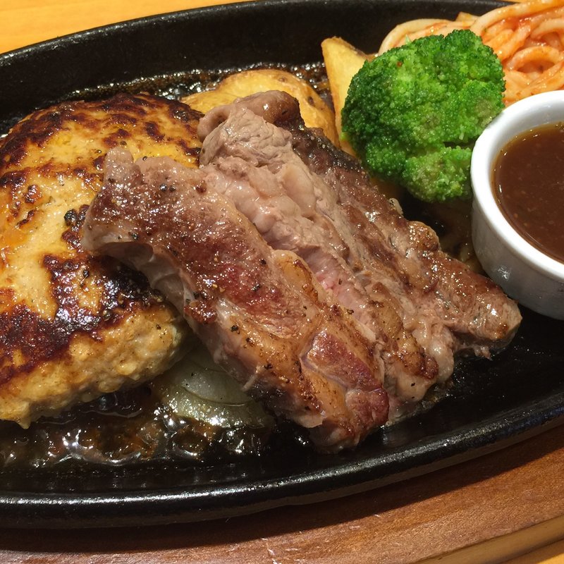 ハンバーグ&カルビステーキランチ(ステーキ宮 京都伏見店 )