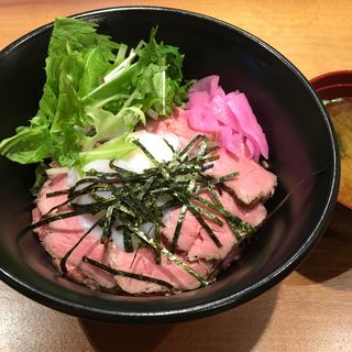 埼玉県で食べられるローストビーフ丼人気17選 Sarah サラ