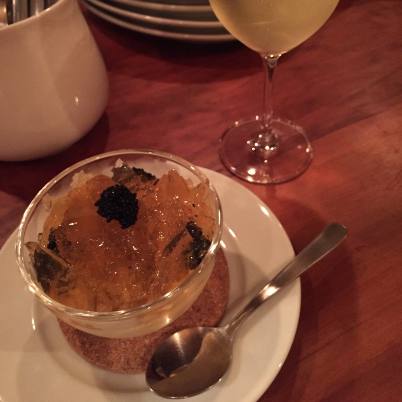 生ウニとコンソメジュレにトウモロコシのムース(bar spesso)