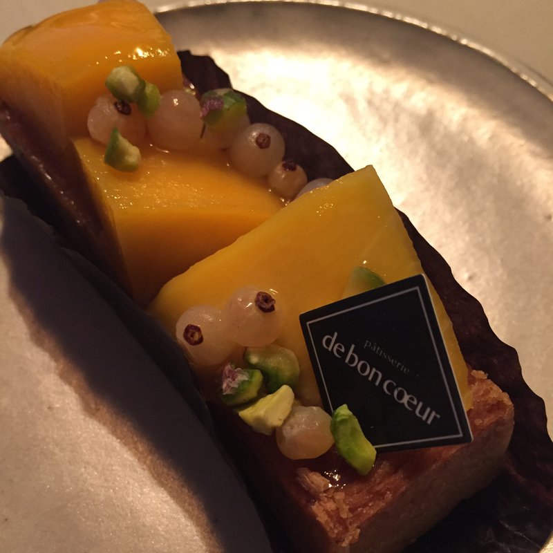 季節のタルト(ドゥボンクーフゥ)