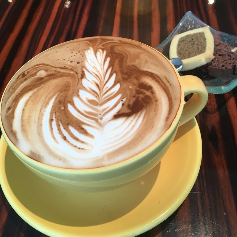 カフェラテ(中国料理 「王朝」 ヒルトン大阪 （オウチョウ）)