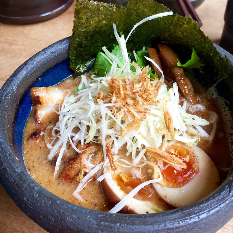 特製らぁめん塩(俺の創作らぁめん　極や　神保町店)