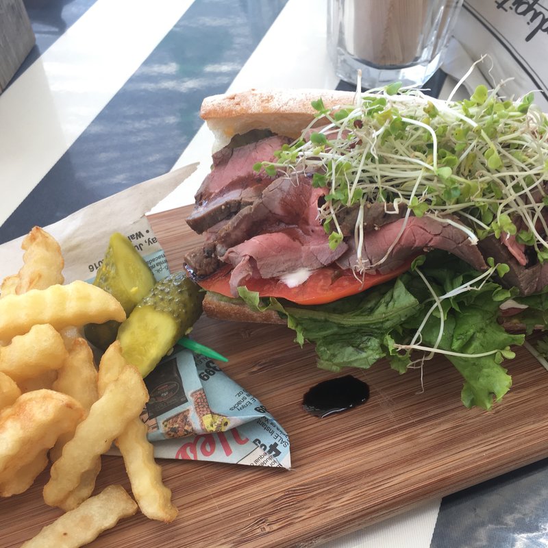 サンドイッチ(surfers)