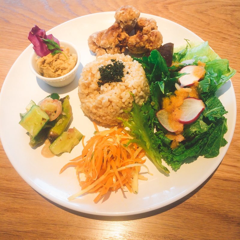 日替わり Farmer’sランチプレート(café and MACROBI)