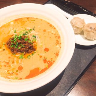特製担々麺(横浜中華街 招福門 渋谷ヒカリエ店)