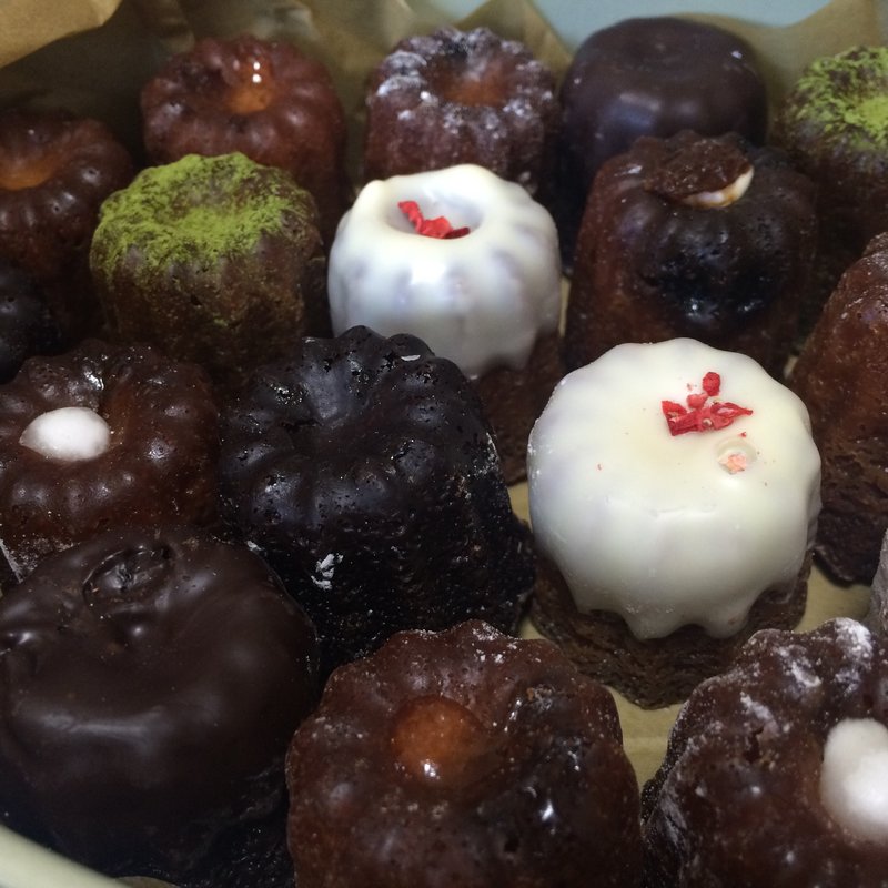 カヌレ(テラス ダニエル)