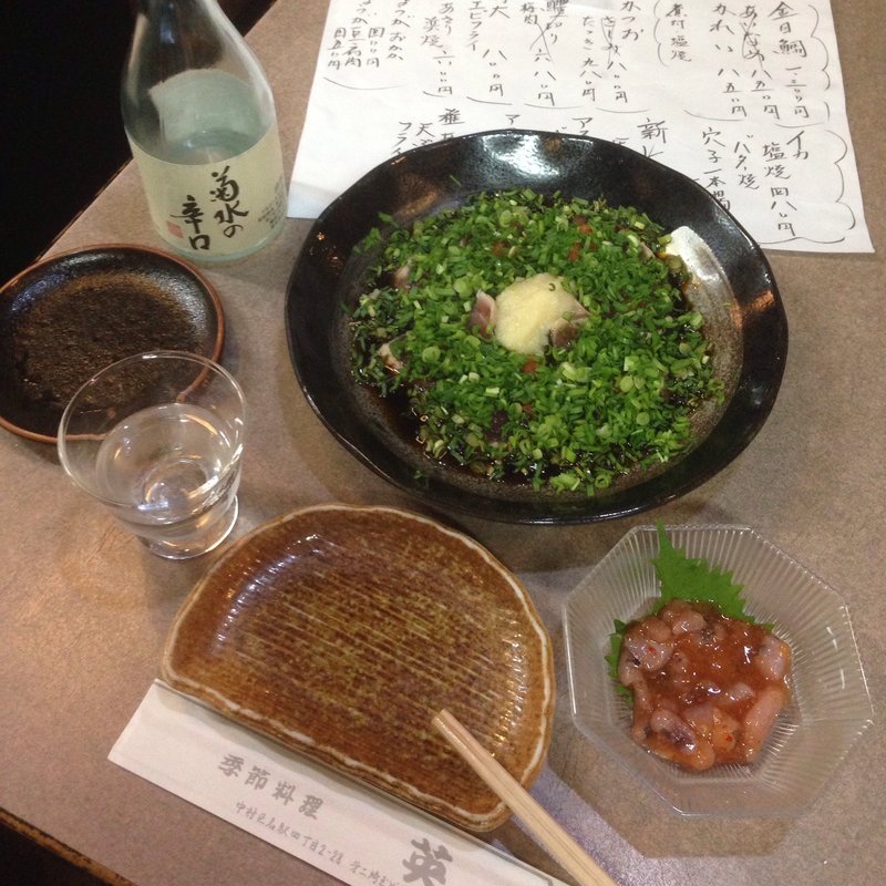 鰹のたたき(英 （はなぶさ）)