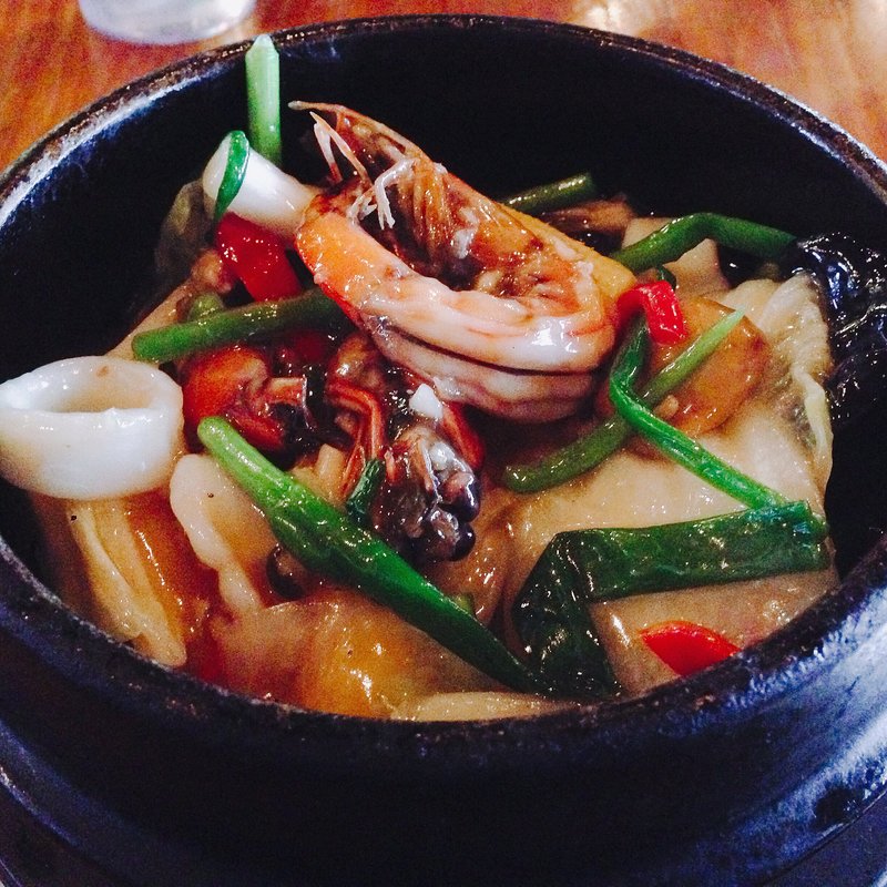 石焼き海鮮焼きそば(モンスーンカフェ 茶屋町)