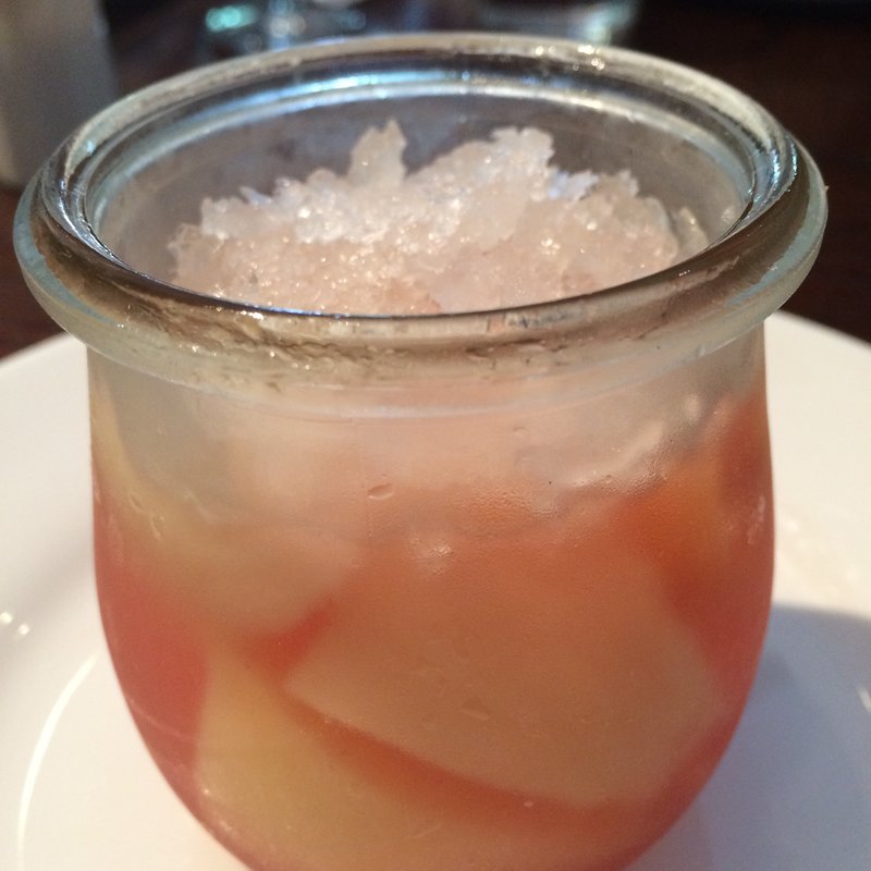 桃のジュレ(シクスバイオリエンタルホテル)