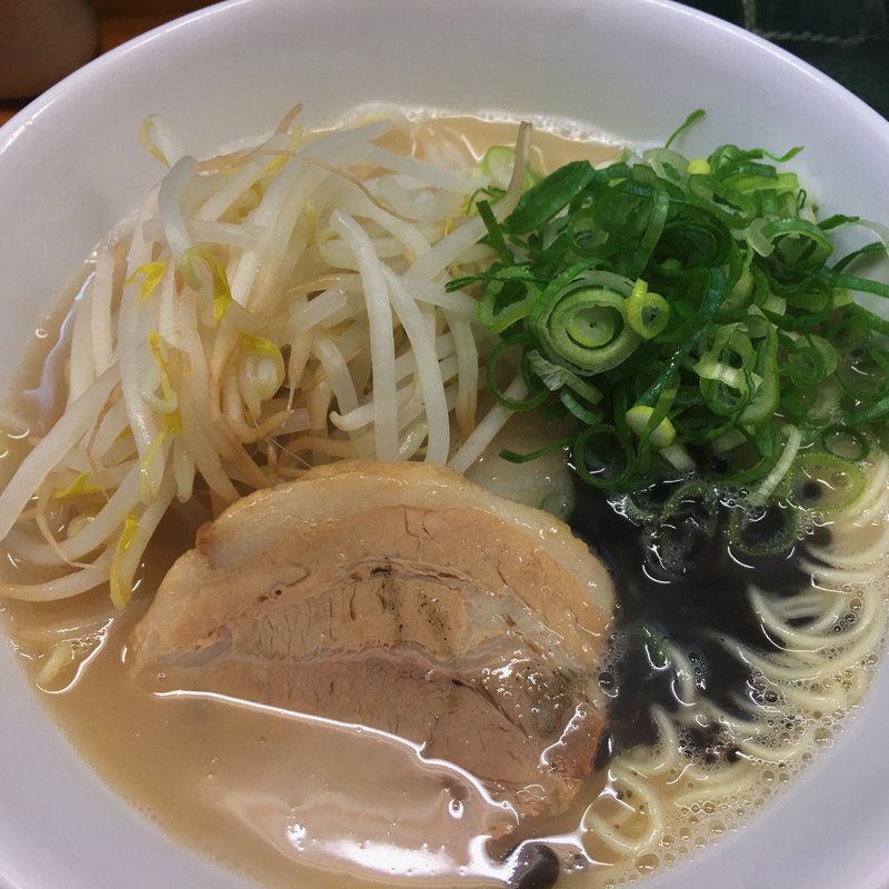 塩とんこつ黒にんにく(麺屋　一 （ICHI）)
