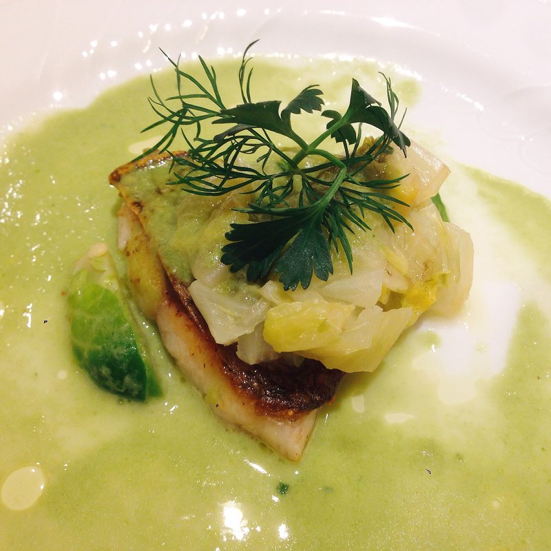 鯛のポワレ(アルポルト神戸)