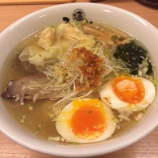 名店ばかりが勢揃い！二重橋前で美味しいラーメンを堪能する10選
