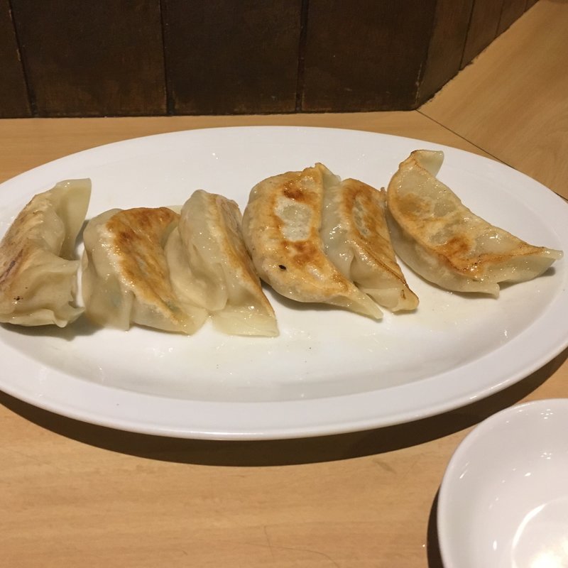 手作り餃子(笑楽亭 )