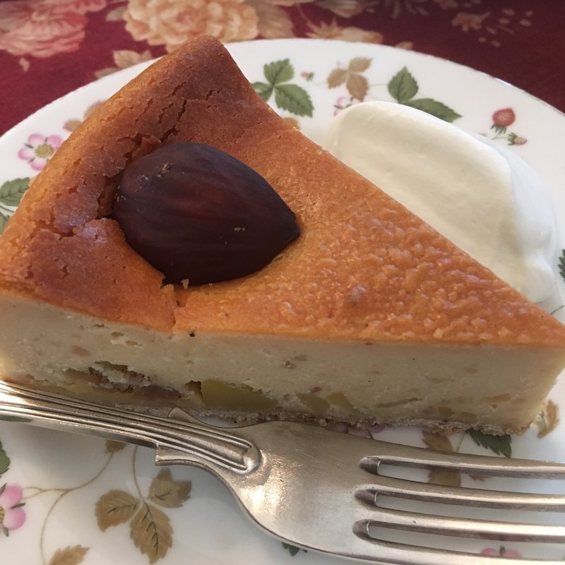 マロンチーズケーキ(北浜レトロ)