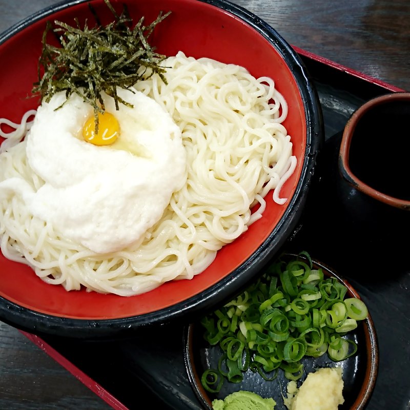 冷やし山かけ（うどん・そば・細めん）(資さんうどん 志免町店)