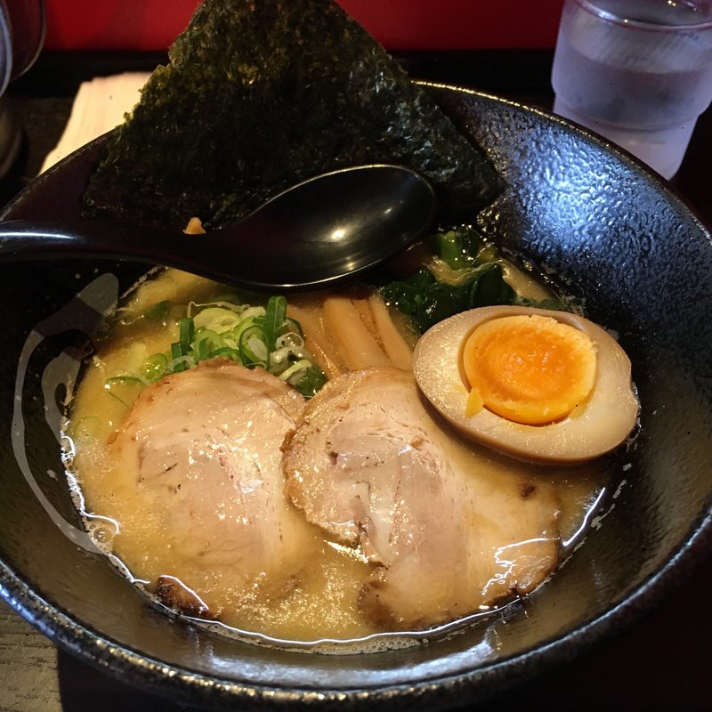 極旨丸鶏パイタン(らぁ麺 塩釜口 貴楽)