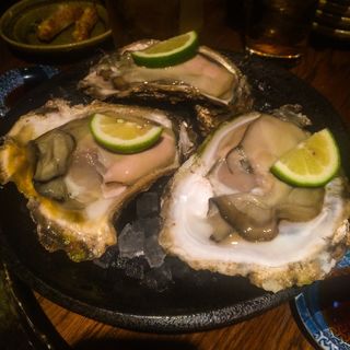 岩牡蠣(CRAZY×COENZY まんまじぃま)