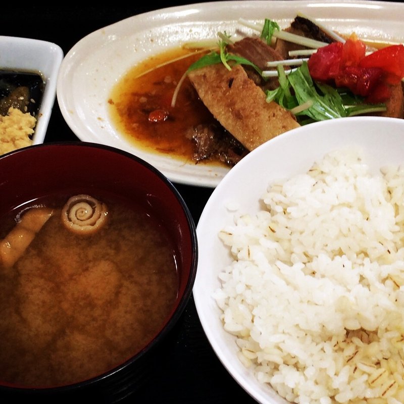 豚の角煮(手しごとや 咲くら 農林水産省店)