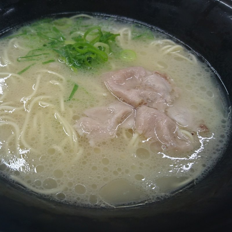 ラーメン(博多ラーメンはかたや 百年橋店)