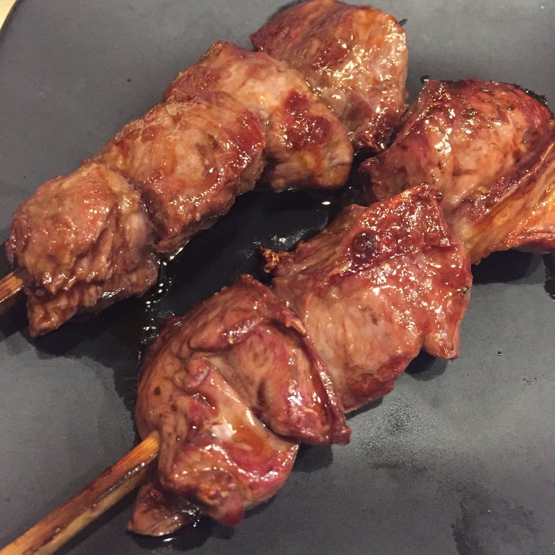 ハラミとハツ(もつ焼きばん 中目黒本店)