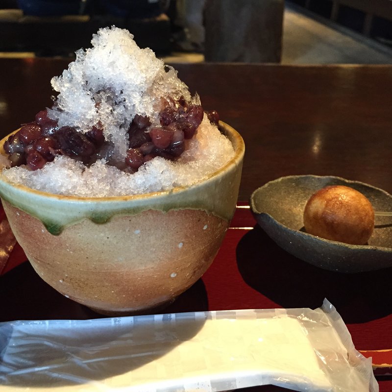 つぶら氷(たねや近江八幡本店)