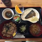 豆腐茶飯定食