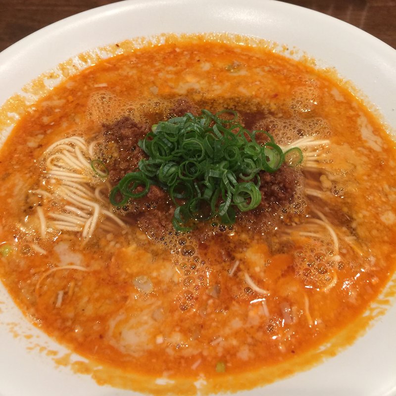 担々麺(鳴龍 （NAKIRYU）)