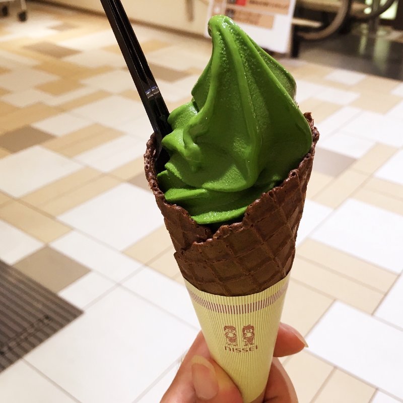 抹茶生ソフト(ルセット・マリナ 博多阪急 )