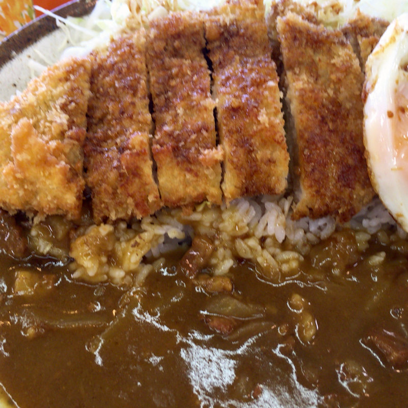 目玉カツカレー(トラックターミナル食堂 )