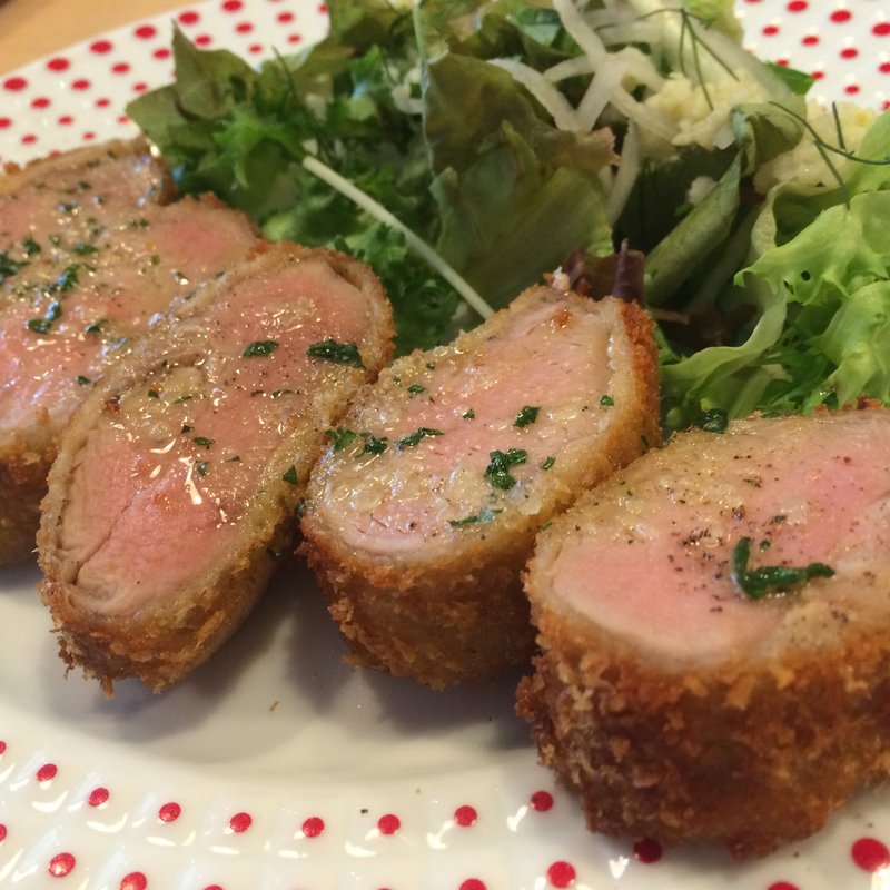 低温調理したカツレツ(TAICO Coffee & Restaurant)