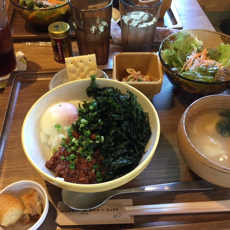 肉みそ海苔たまご飯定食(ぞうめし屋)