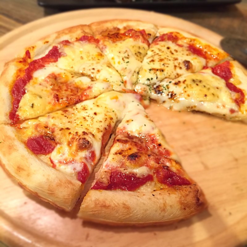 はちみつクワトロピザ(天文館バル Ｄａｈｏｎ （ダホン）)