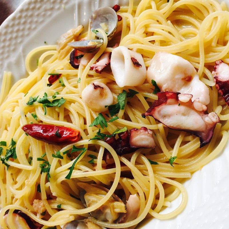 たことあさりのアラビアータ ドルチェセット(オリーブツリー)