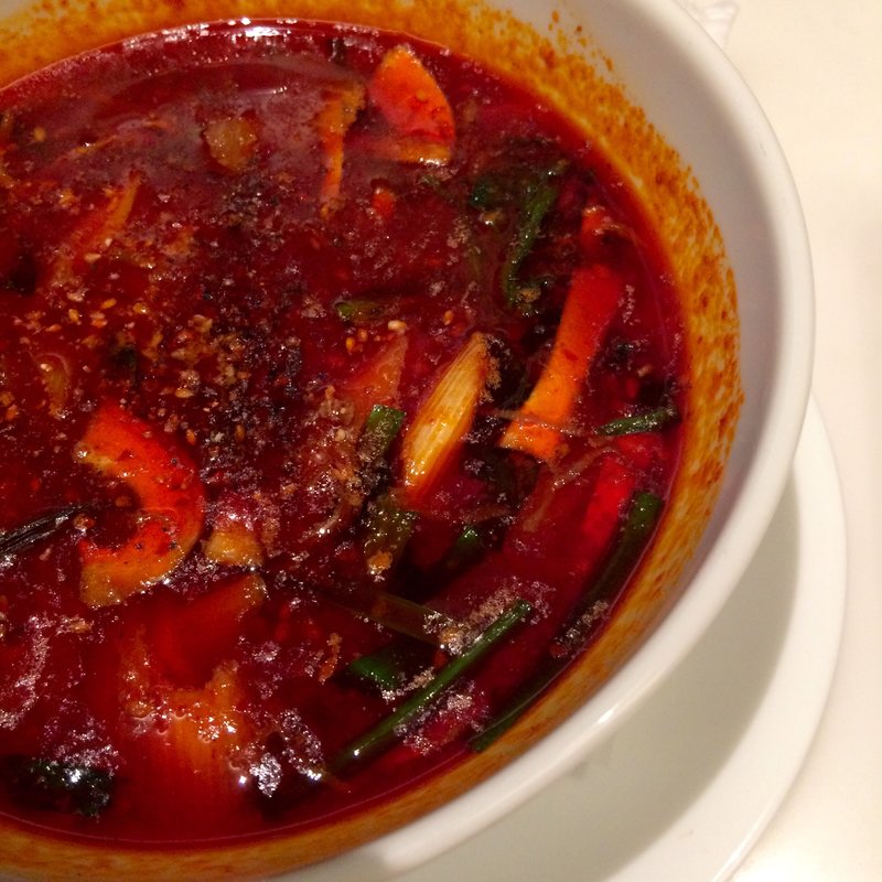 ユッケジャンスープ(ぴょんぴょん舎  GINZA UNA)