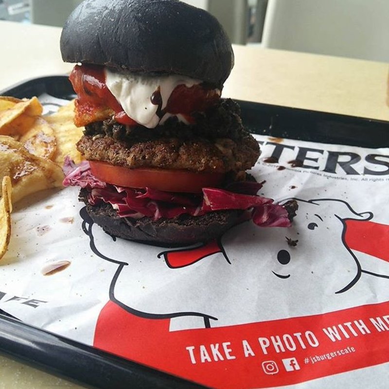 G.B.BURGER(J.S. FOODIES 江ノ島店 （ジェイエスフーディーズ）)