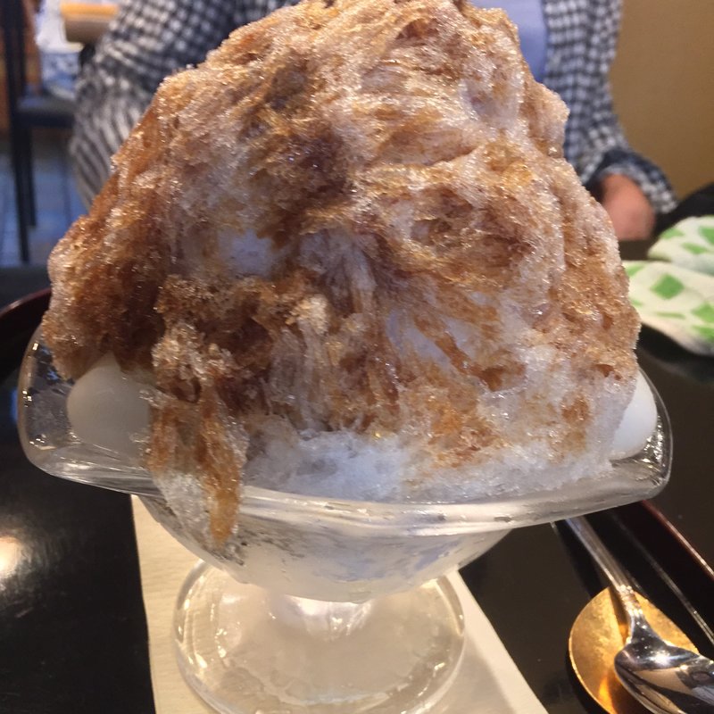 かき氷 黒みつしぐれ(栖園 （せいえん）)