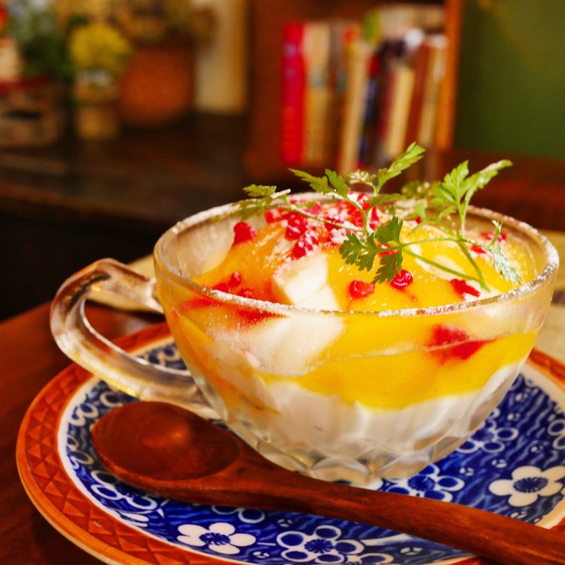 やわらか杏仁豆腐(カフェ月光)