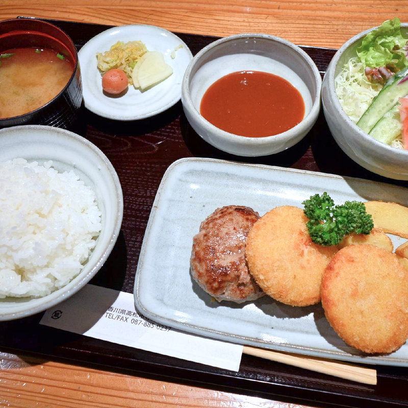 コンビB定食(まつ家 )