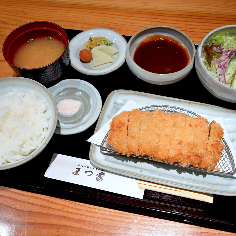 讃岐もち豚ミルフィーユカツ定食・しそ(まつ家 )