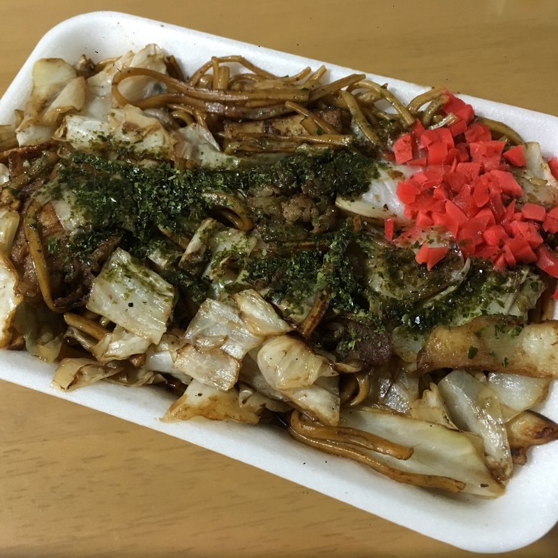 焼そば (イカ・肉入り)(まる味 )