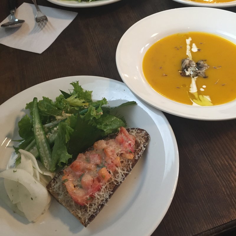 スープランチ(カワタ製菓店)