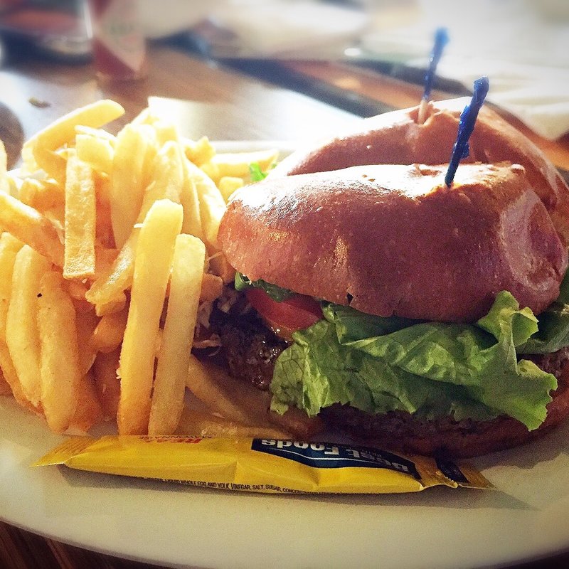 hamburger(Kona Brewing Company)