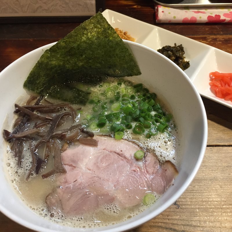 ド豚骨ラーメン(限定)(らぁめん つけめん　粋や （いなせや）)