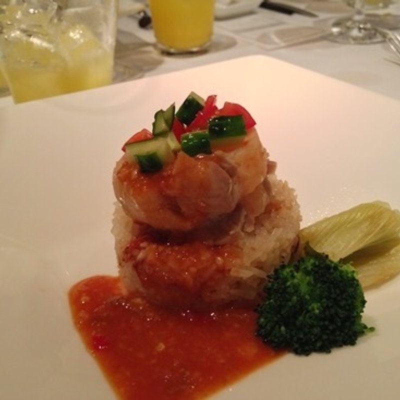 辛さや香草などのお好みはご遠慮なくスタッフまでご相談ください(マンゴツリー東京)